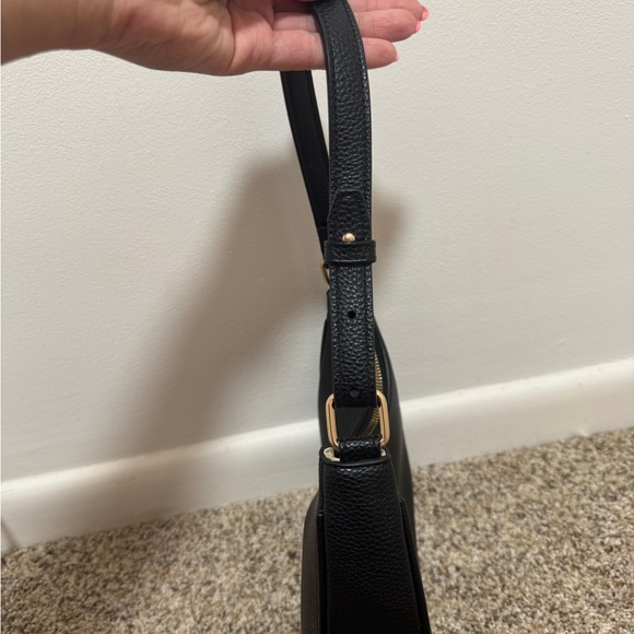 Classic Black Shoulder Bag with Gold Hardware - Picture 3 of 4